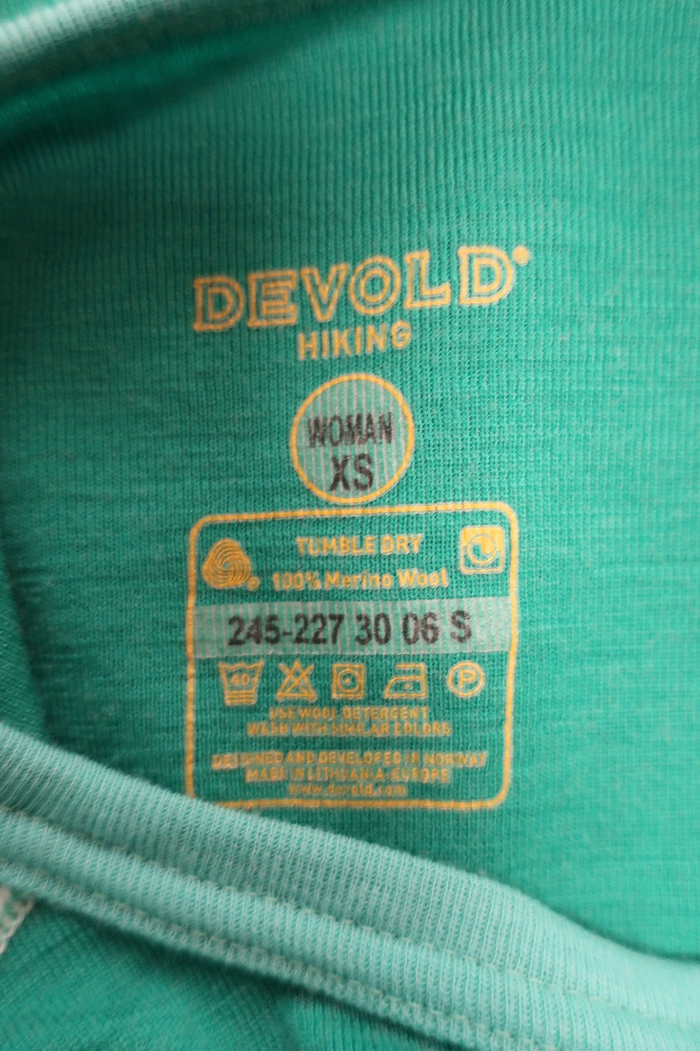 DEVOLD moteriški marškinėliai su merino vilna XS/S dydis