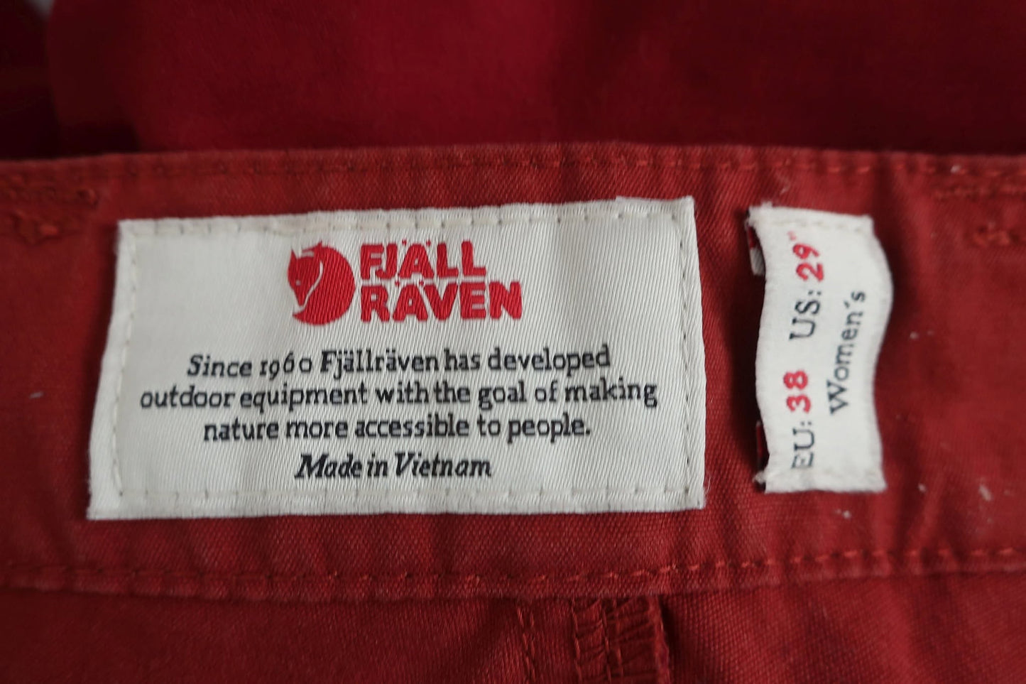 FJALLRAVEN moteriškos laisvalaikio, trekingo kelnės 38 dydis
