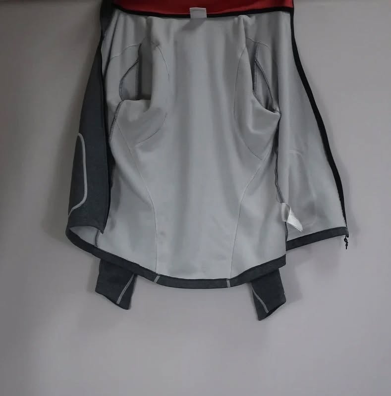CRAFT moteriškas šiltukas/džemperis M/L dydis