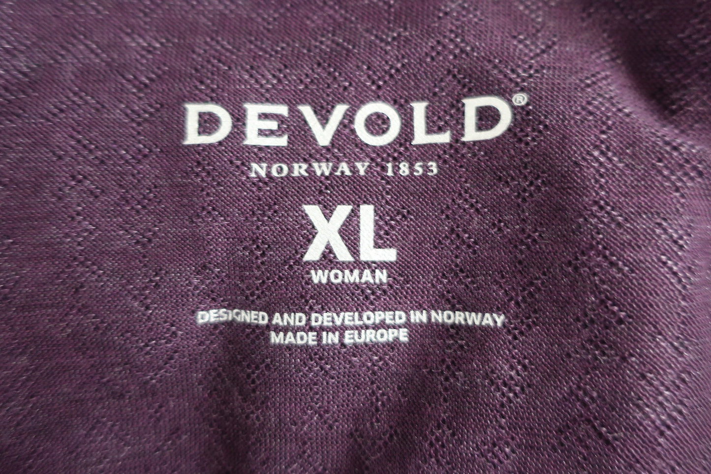 DEVOLD moteriški nauji marškinėliai su merino vilna XL dydis