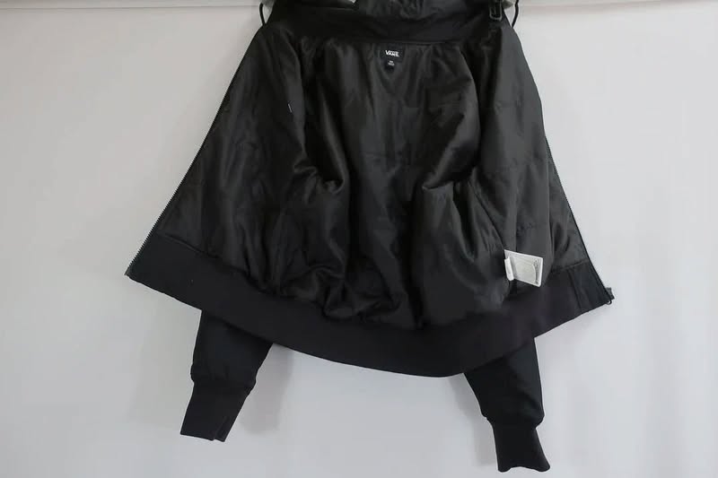 VANS striukė XS dydis