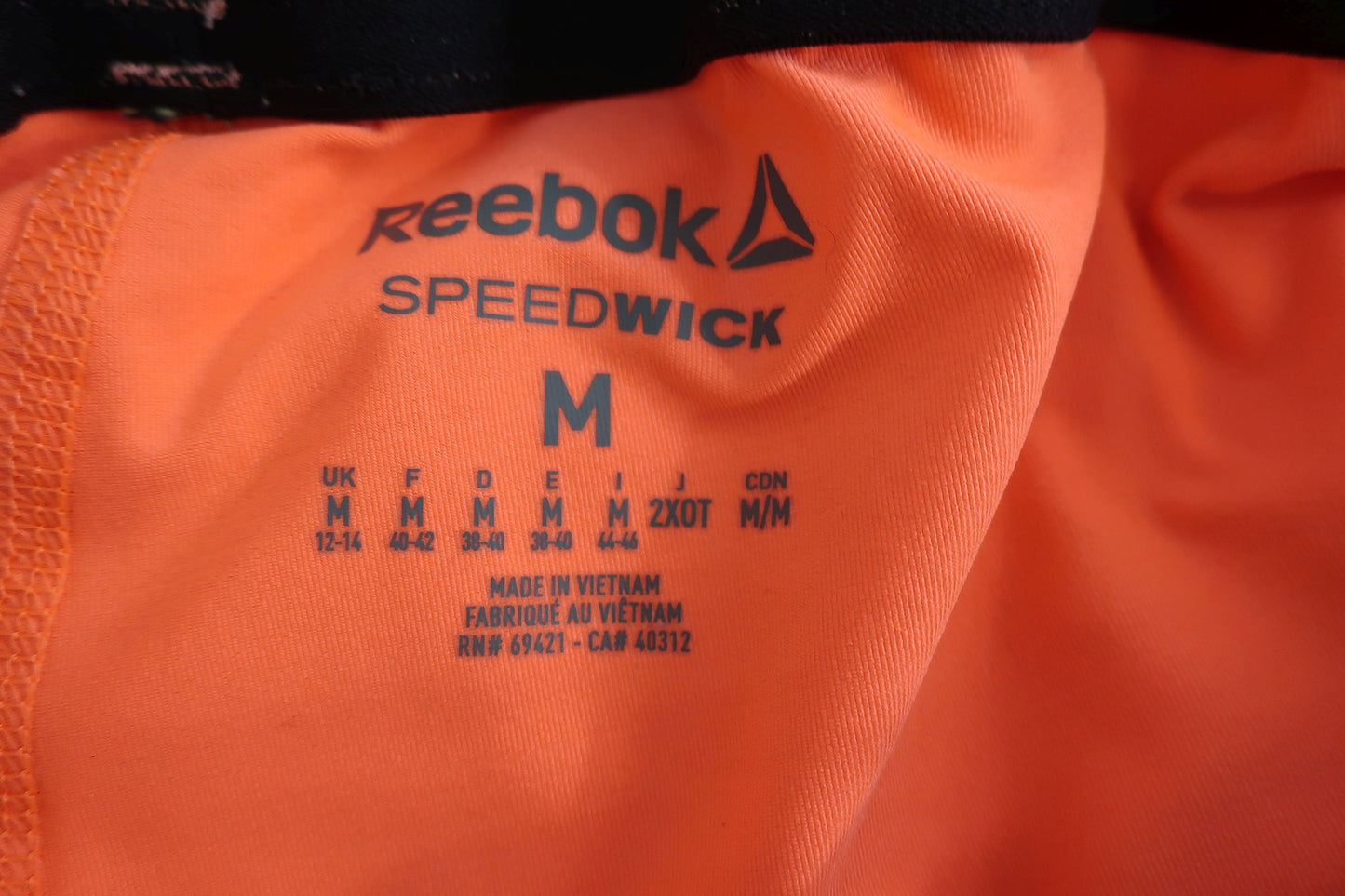 REEBOK moteriški sportiniai šortai M dydis