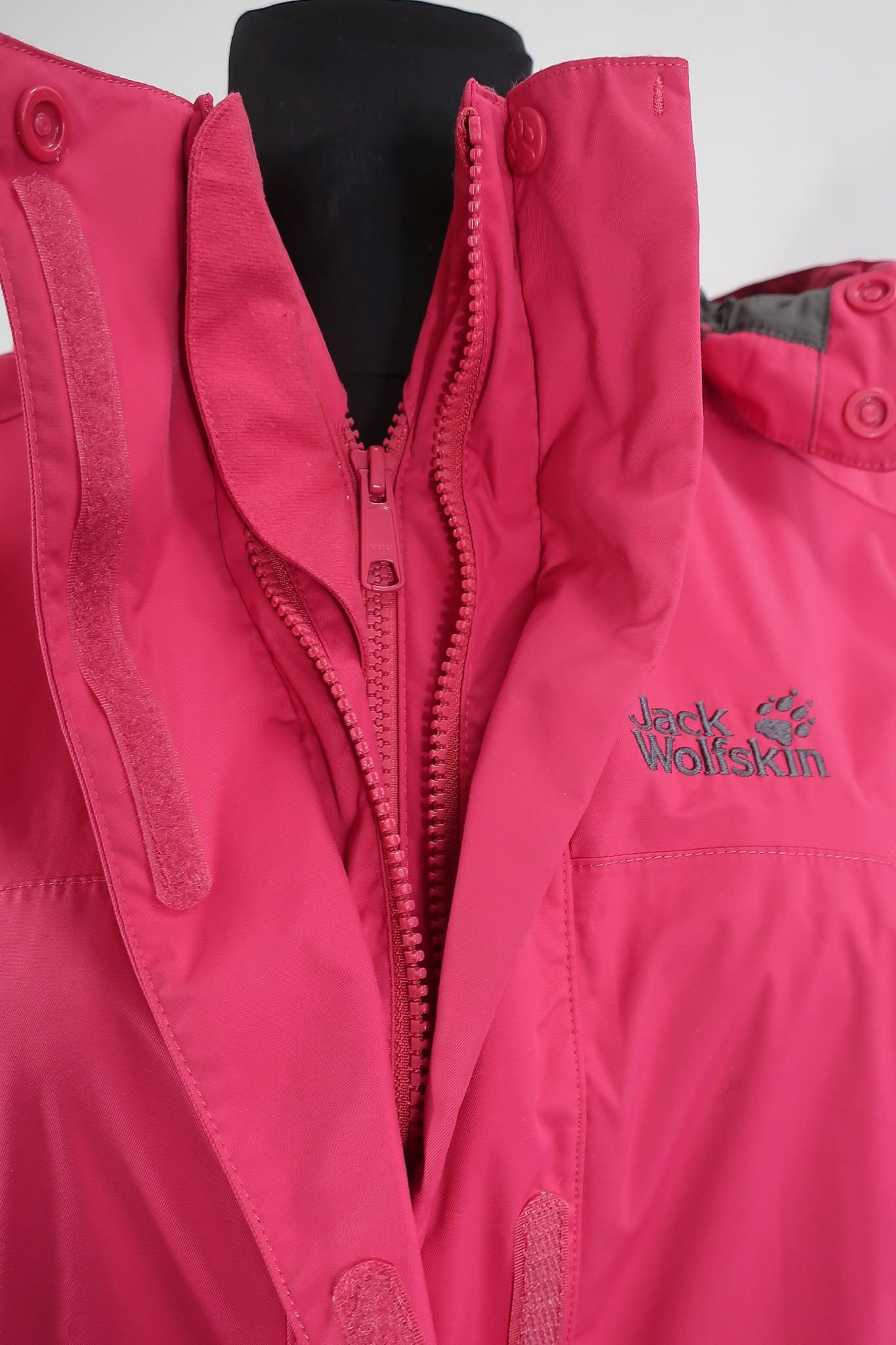 JACK WOLFSKIN moteriška striukė XS dydis