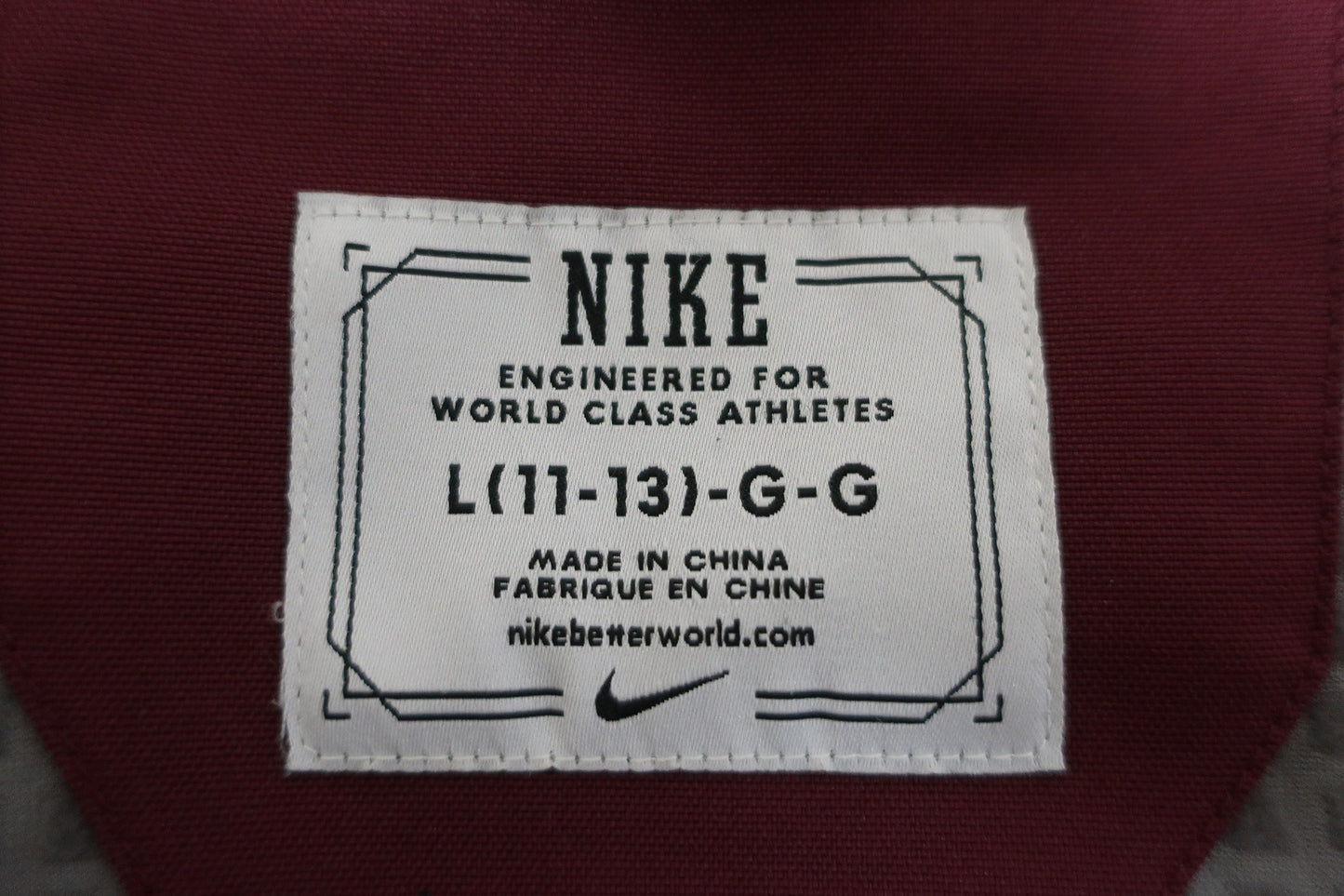 NIKE moteriška striukė L dydis