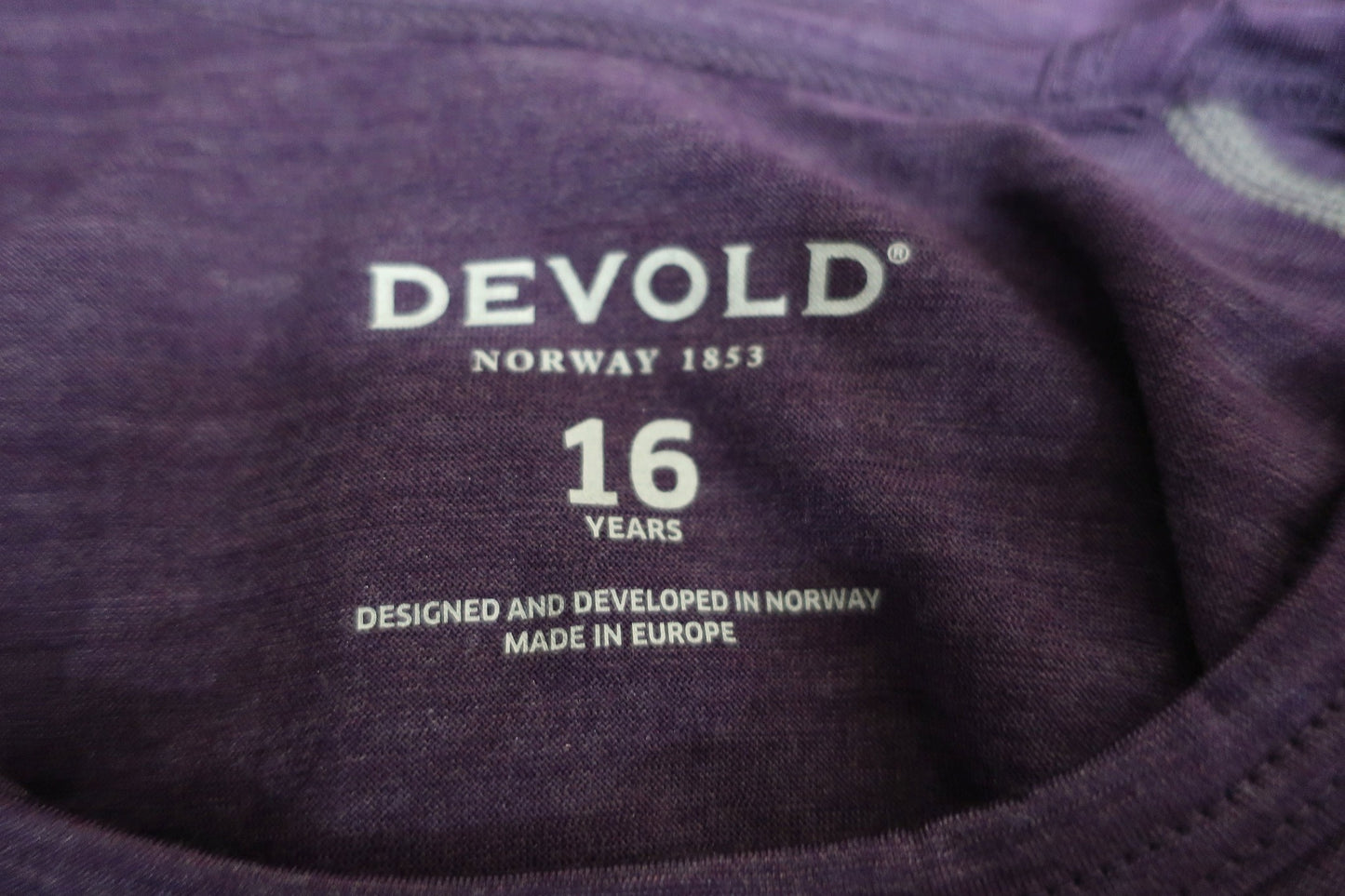 DEVOLD moteriški nauji marškinėliai su merino vilna S dydis