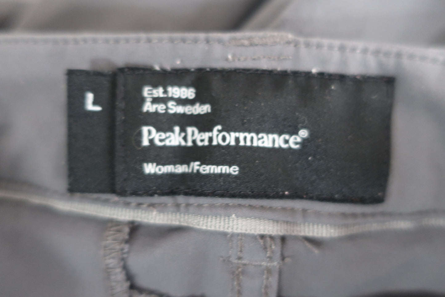 PEAK PERFORMANCE moteriškos laisvalaikio, trekingo kelnės L dydis.