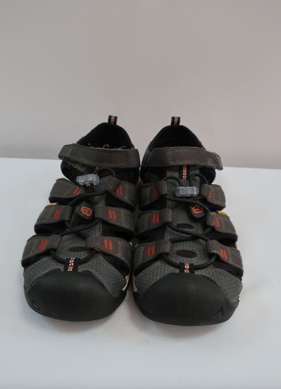 KEEN sandalai 35 dydis