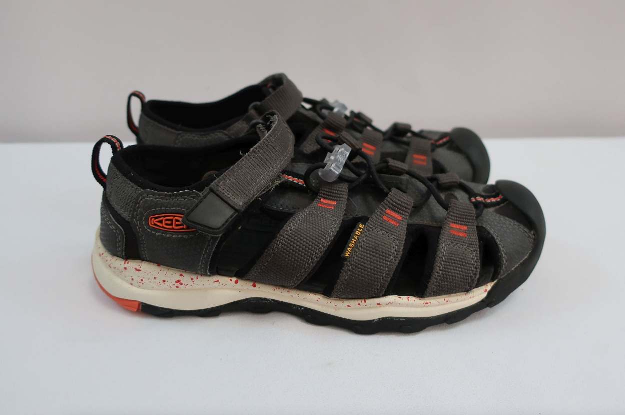 KEEN sandalai 35 dydis
