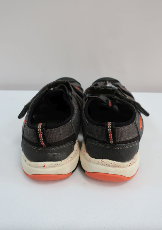 KEEN sandalai 35 dydis