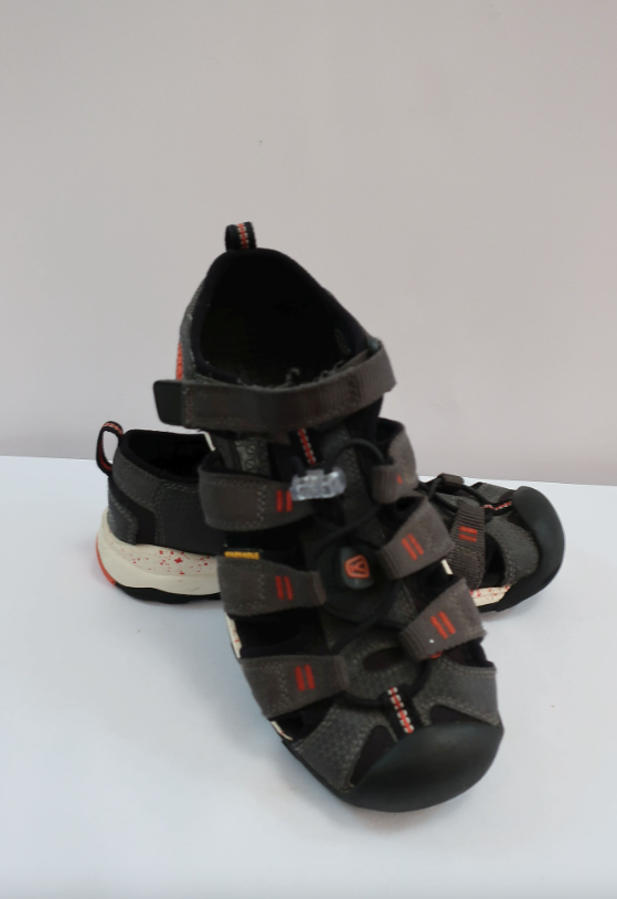 KEEN sandalai 35 dydis