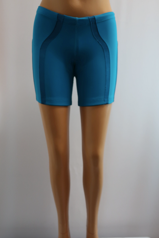 2XU moteriški dviratiniai sportiniai šortai S dydis.