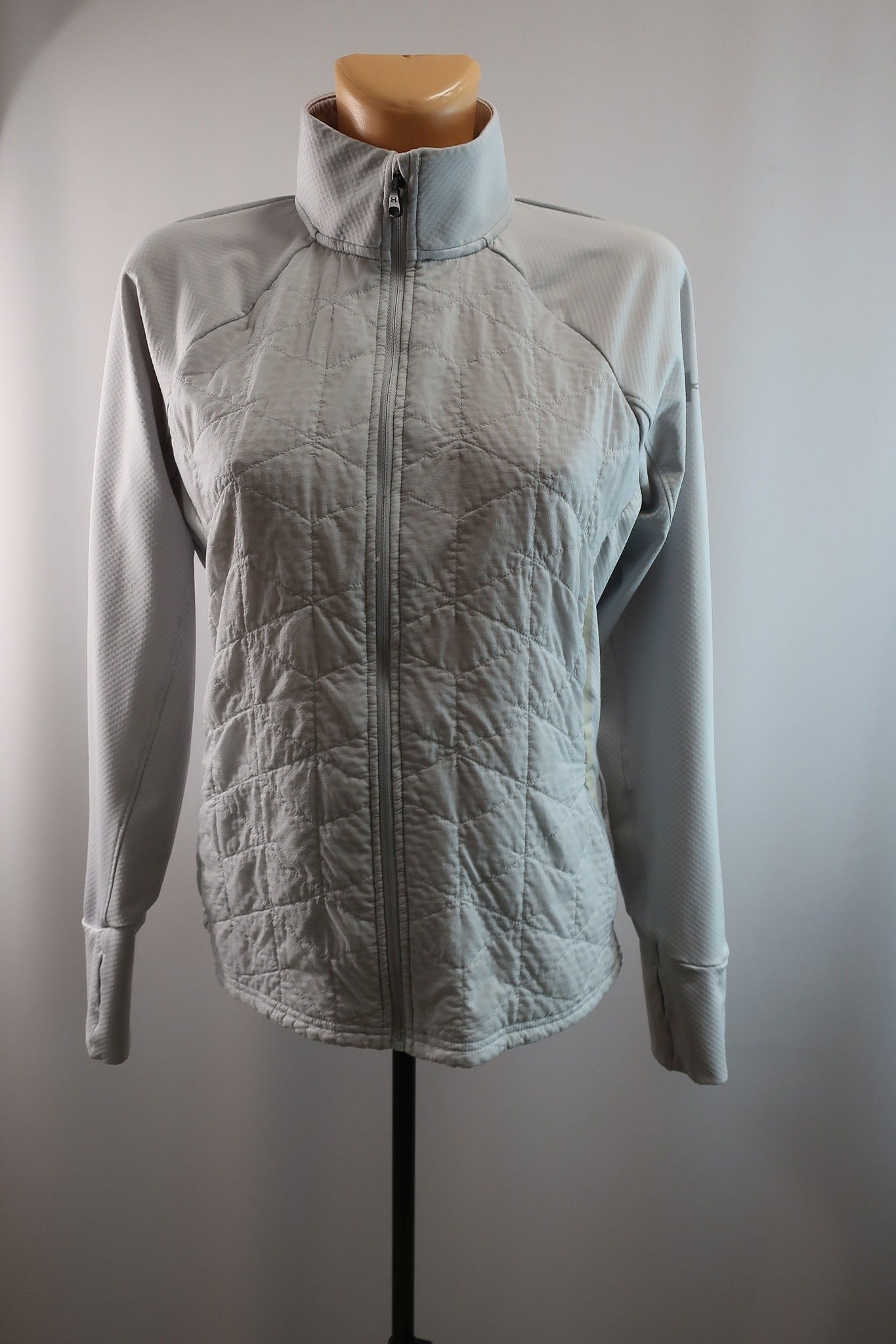 UNDER ARMOUR moteriškas sportinis šiltukas S/M dydis