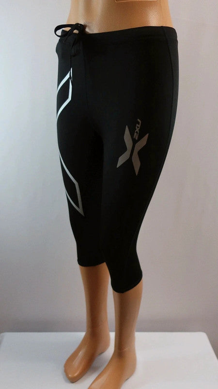2XU moteriškos sportinės kompresinės tamprės/šortai M dydis