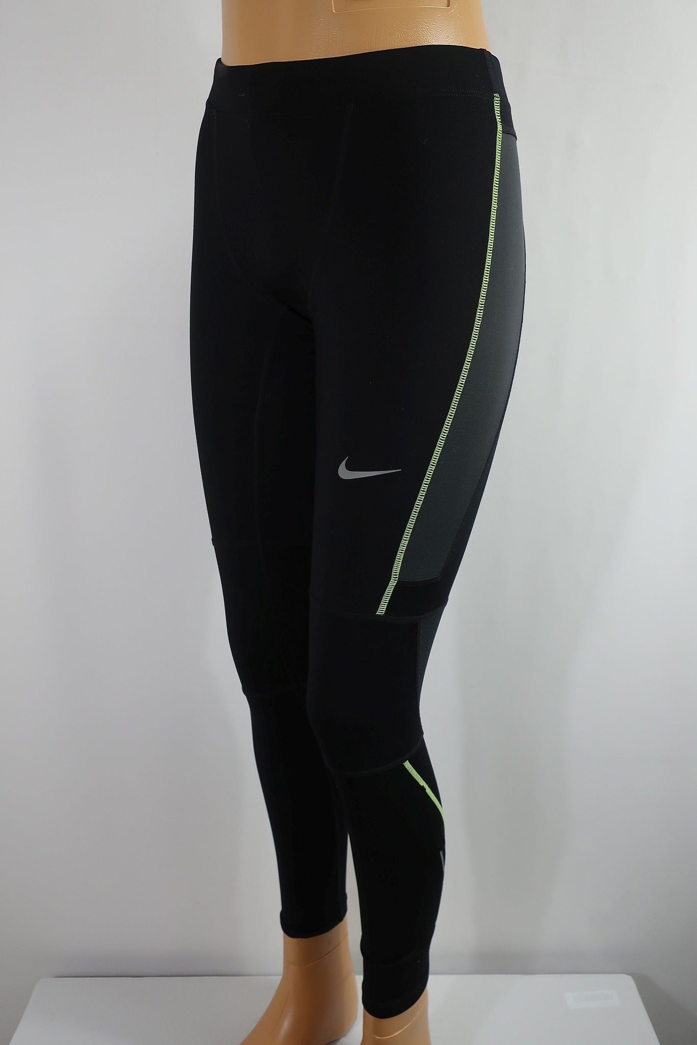 NIKE vyriškos sportinės tamprės S dydis