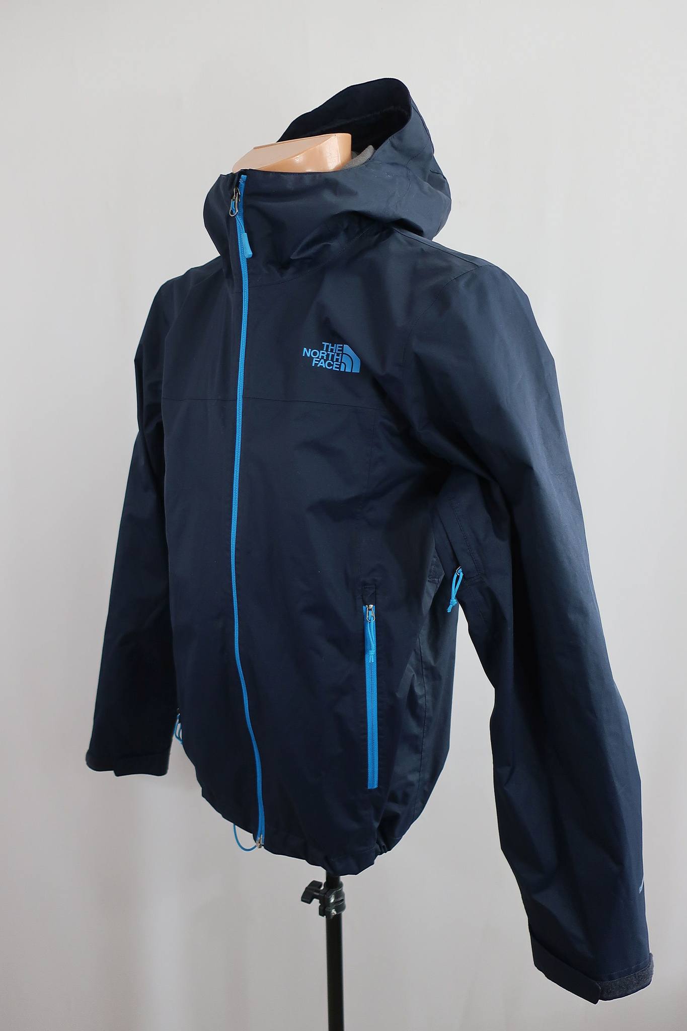 THE NORTH FACE vyriška membraninė striukė S dydis