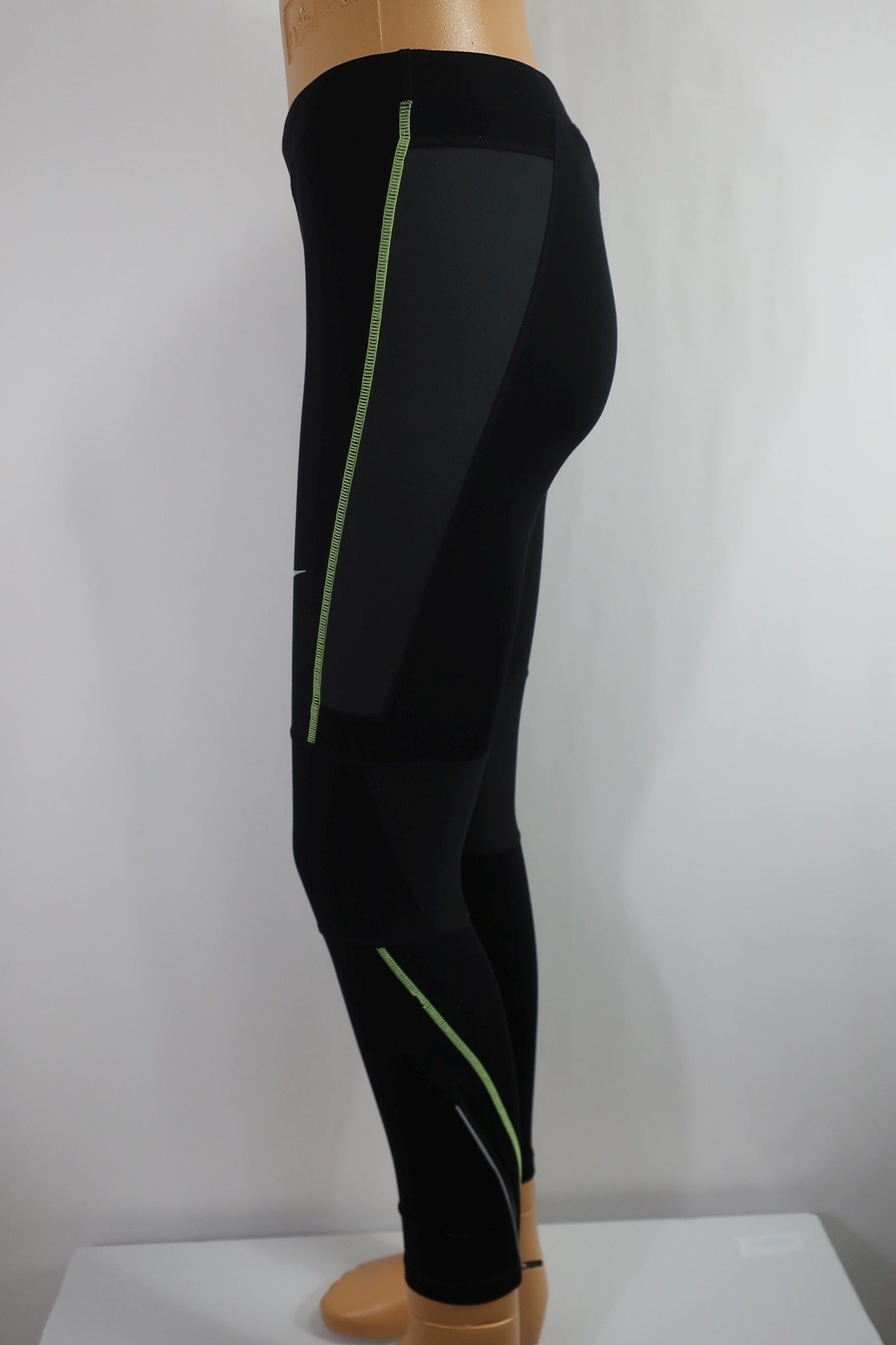 NIKE vyriškos sportinės tamprės S dydis