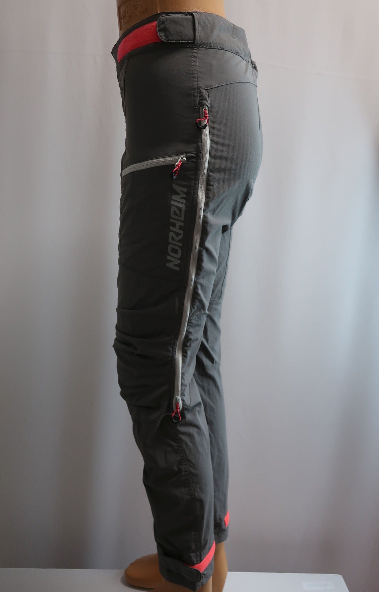 NORHEIM moteriškos laisvalaikio kelnės S dydis.