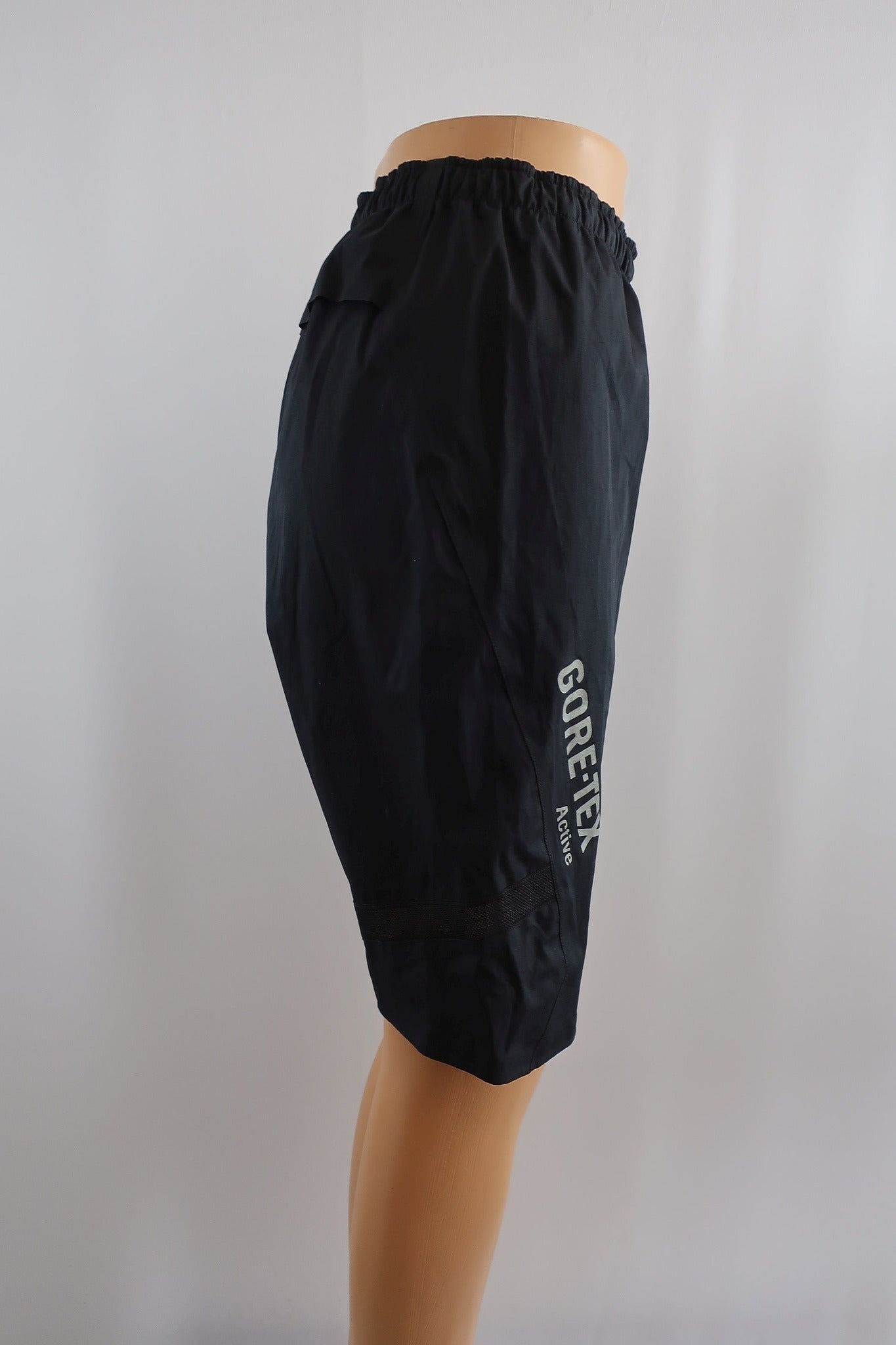 GORE membraniniai šortai su Gore-Tex M dydis