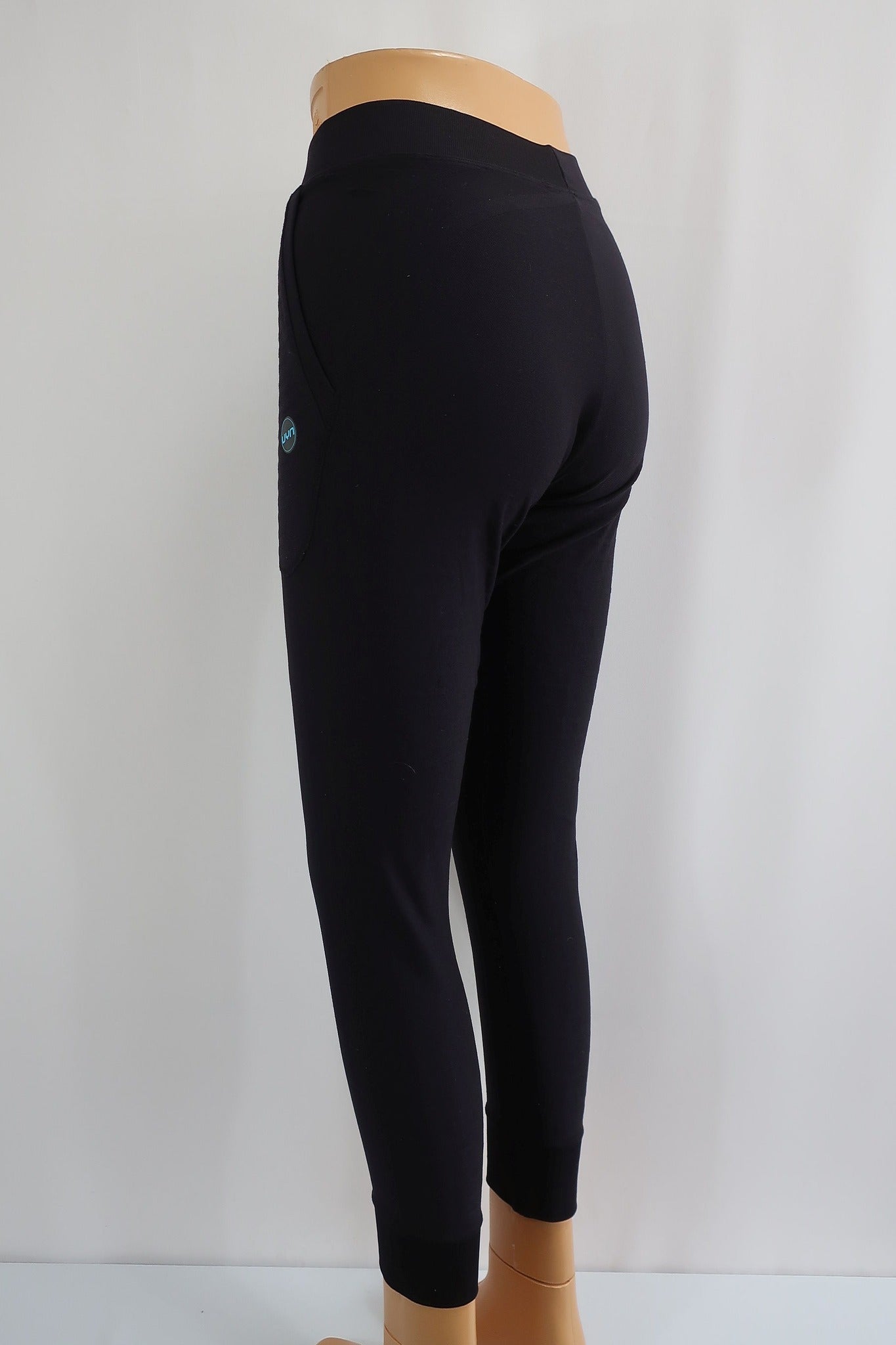 25073025 UYN moteriškos sportinės tamprės/kelnės S dydis