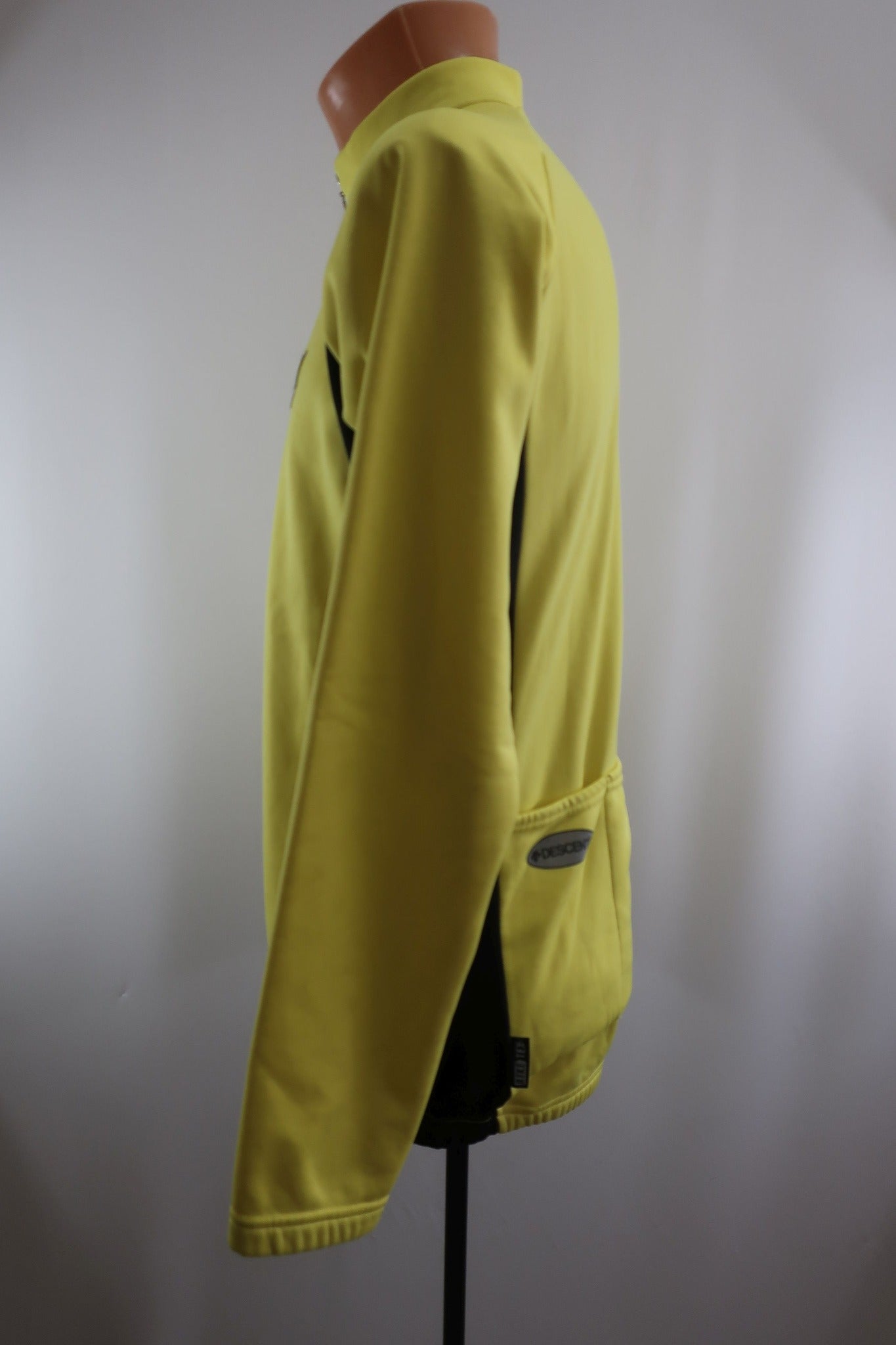 DESCENTE vyriškas sportinis džemperis/šiltukas M dydis