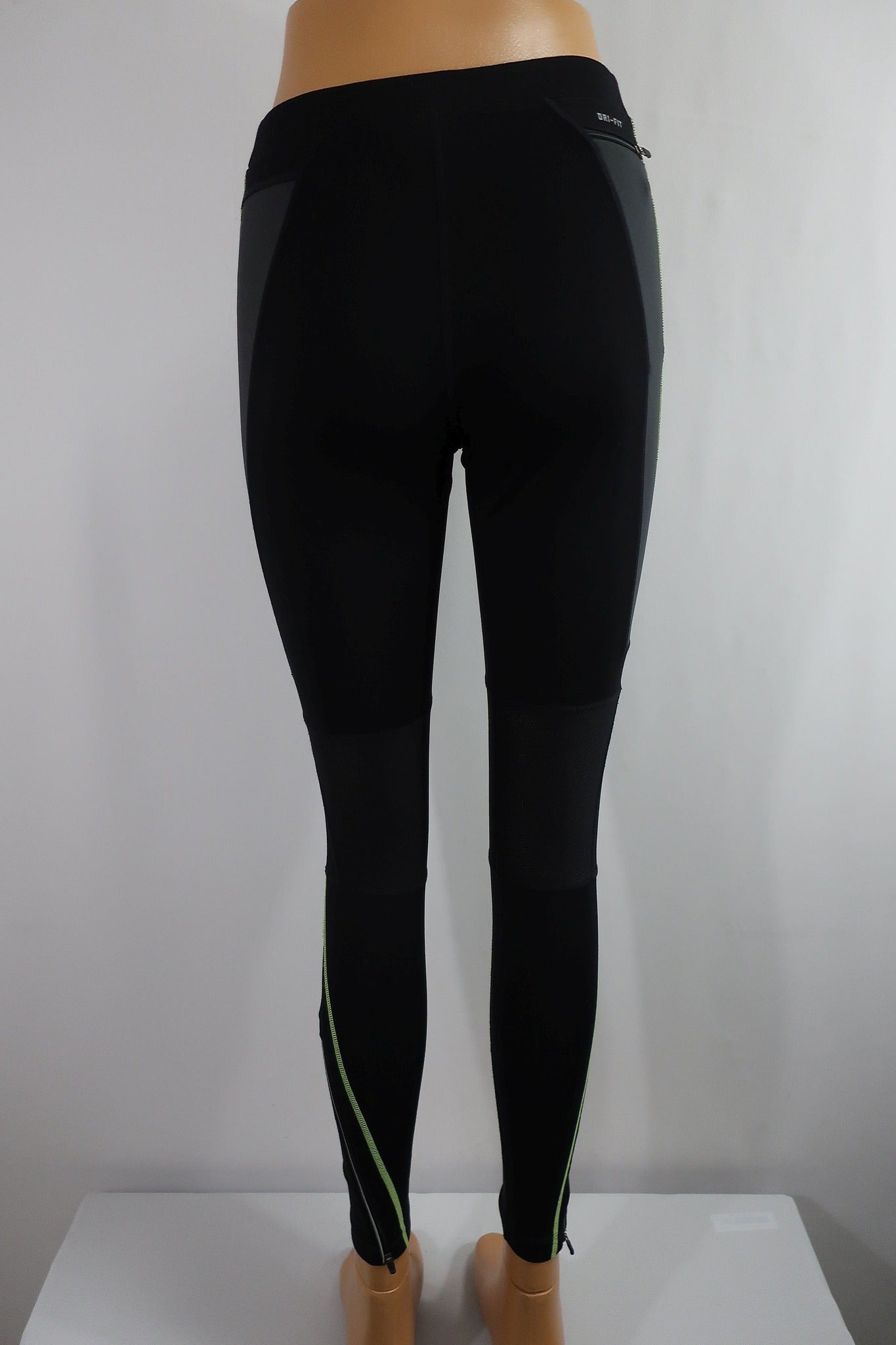 NIKE vyriškos sportinės tamprės S dydis