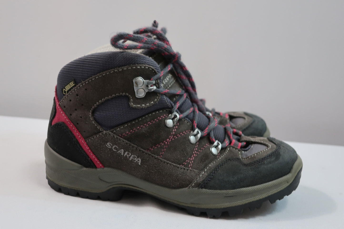 SCARPA laisvalaikio, žygio batai su Gore-Tex 36/36,5 dydis