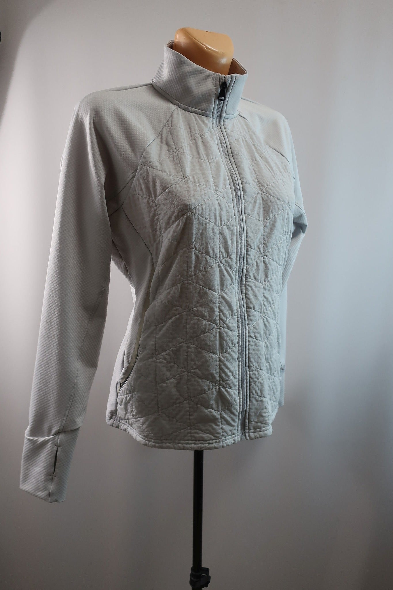 UNDER ARMOUR moteriškas sportinis šiltukas S/M dydis