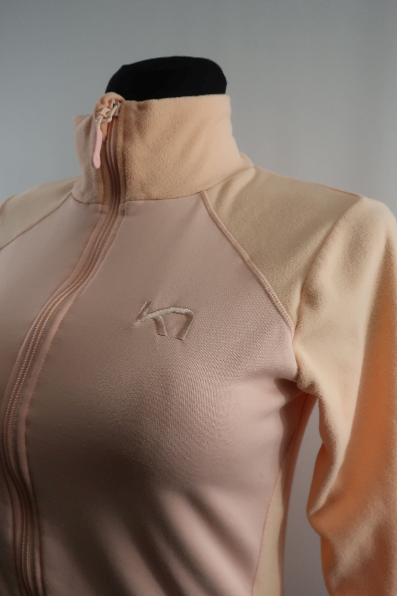 KARITRAA moteriškas flisinis šiltukas S dydis