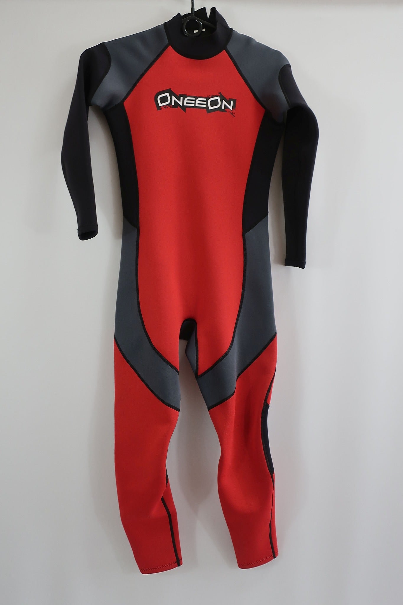 ONEEON hidrokostiumas S/M dydis