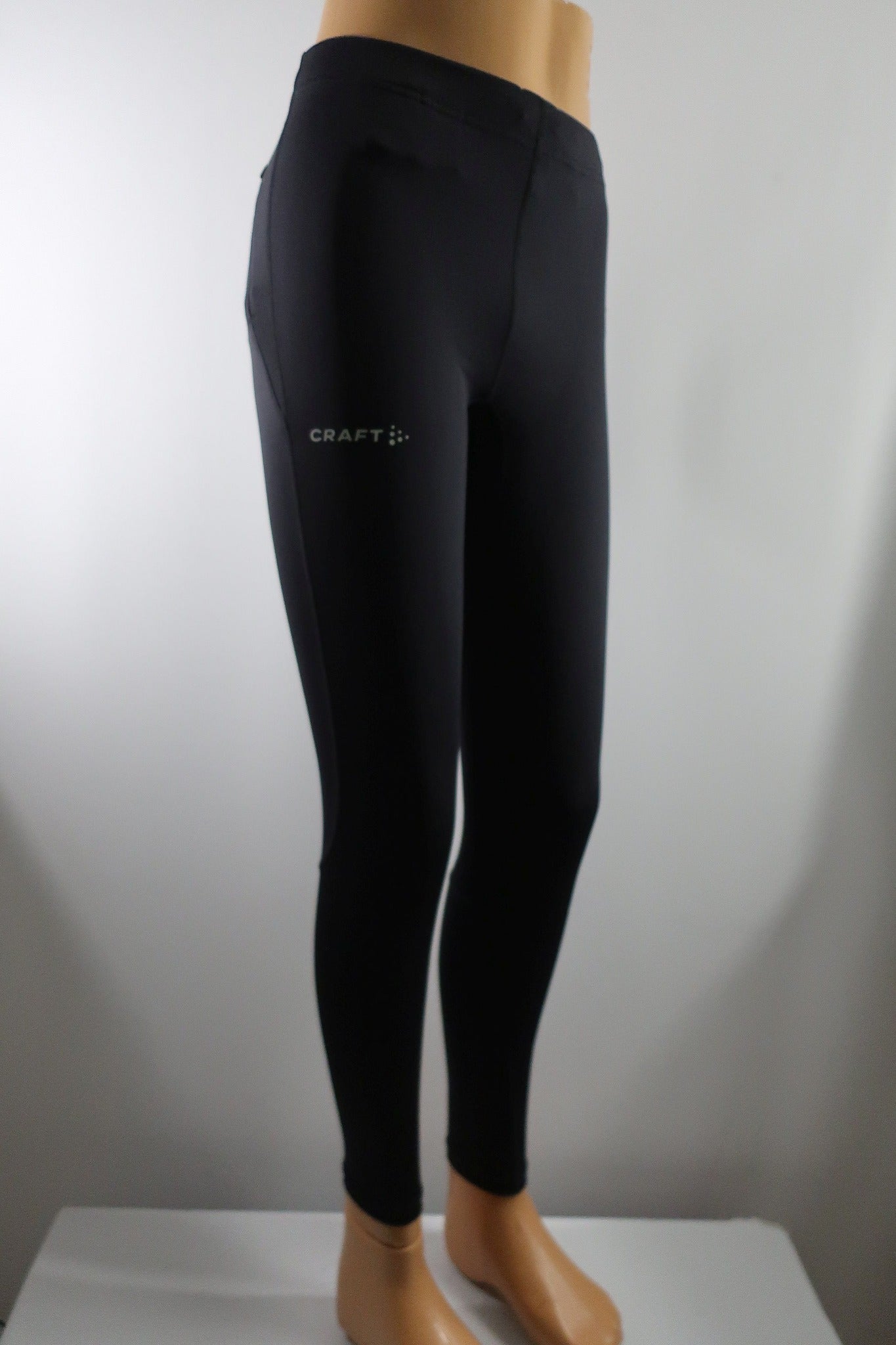 CRAFT vyriškos sportinės tamprės M dydis.