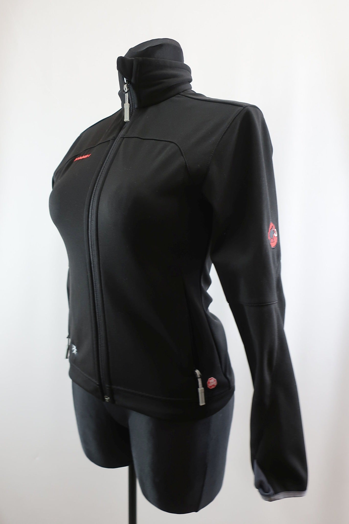 MAMMUT moteriška sportinė softšelinė striukė /švarkas XS dydis