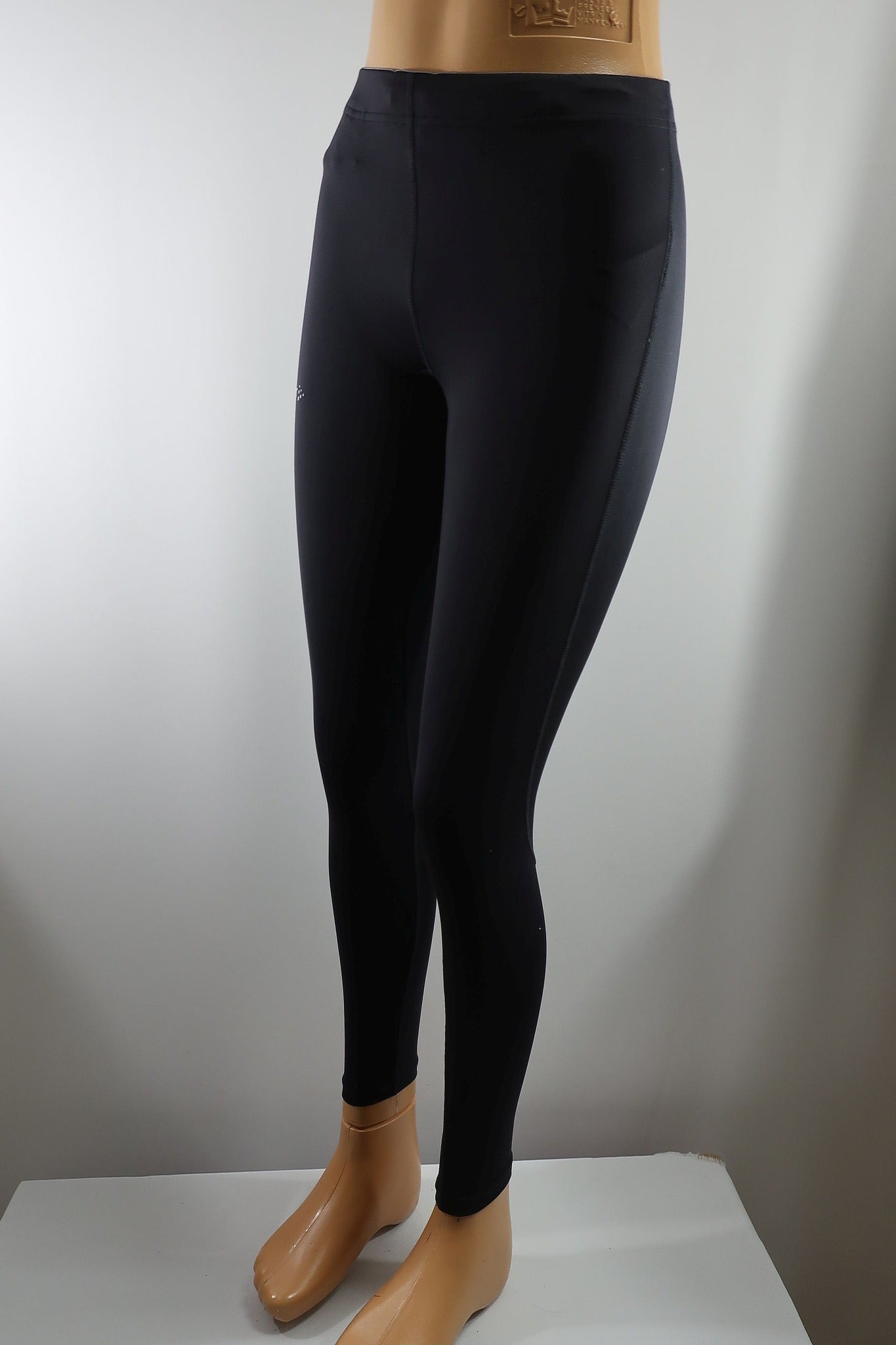 CRAFT vyriškos sportinės tamprės M dydis.