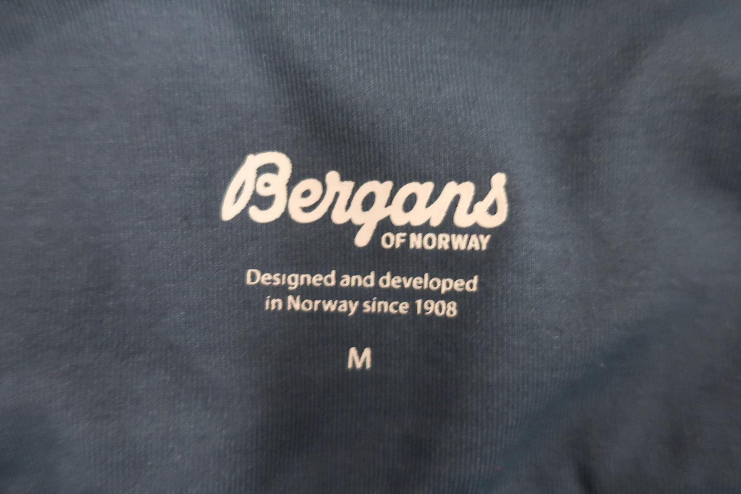 BERGANS moteriškos laisvalaikio kelnės/tamprės M dydis