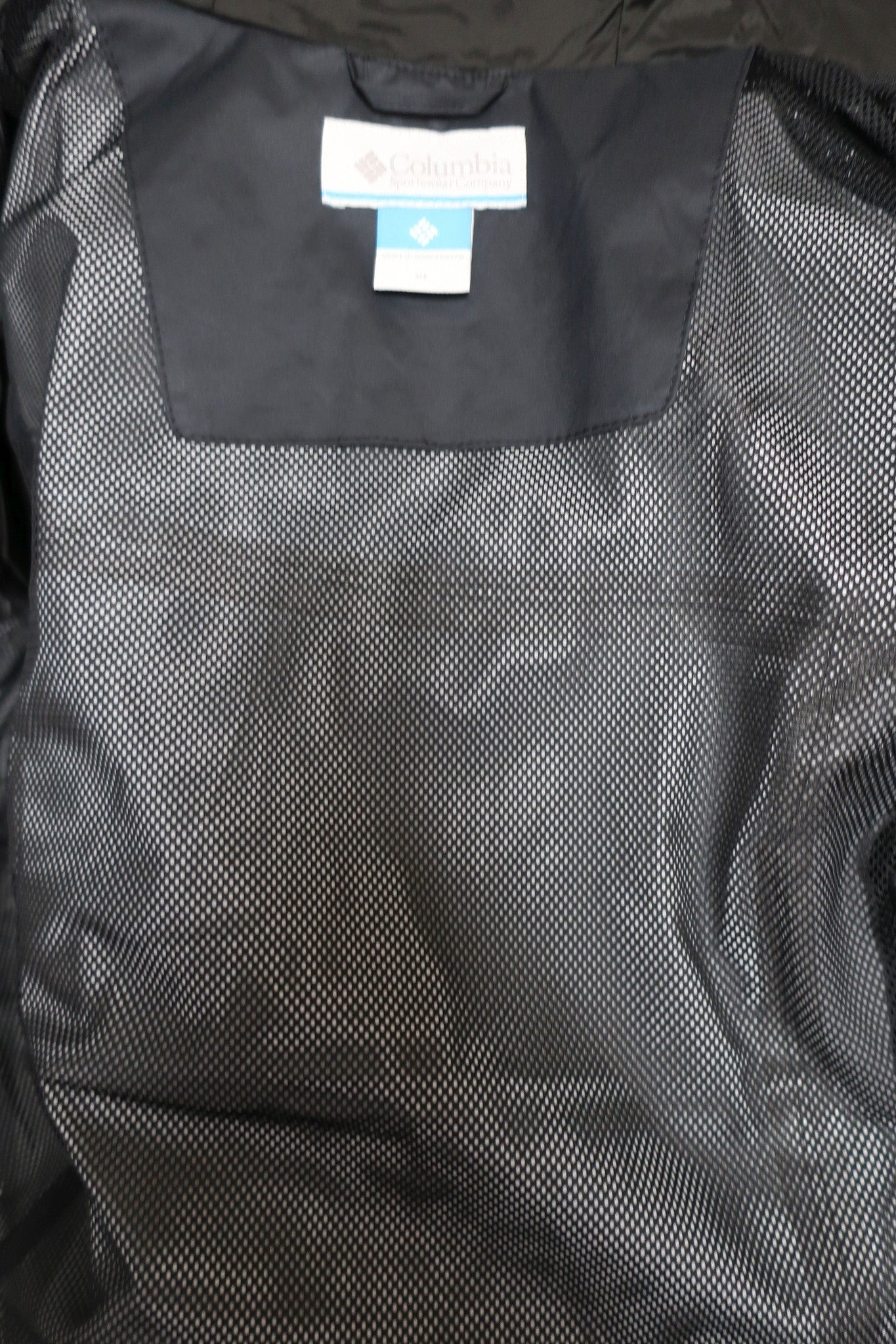 COLUMBIA moteriška nauja striukė L/XL dydis