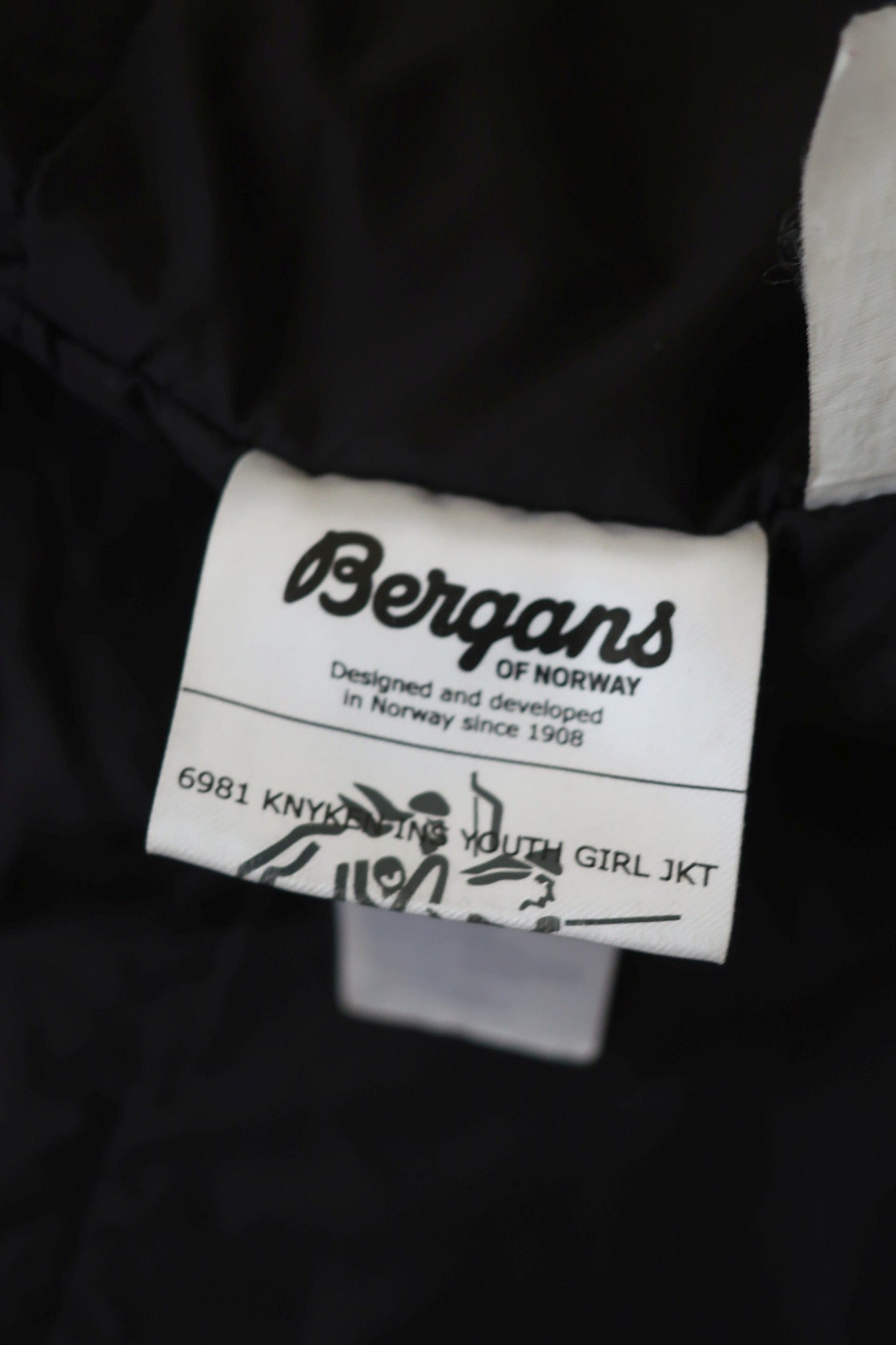 BERGANS vaikiška pašildinta striukė/parka 152 ūgiui