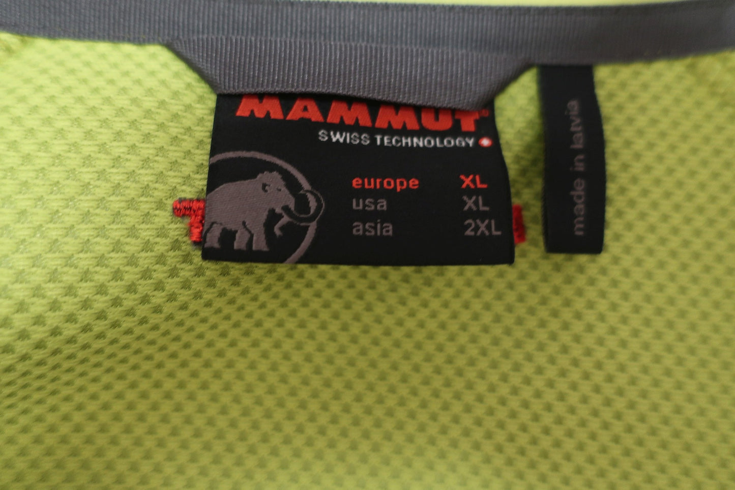MAMMUT moteriška softšelinė striukė - švarkas XL dydis