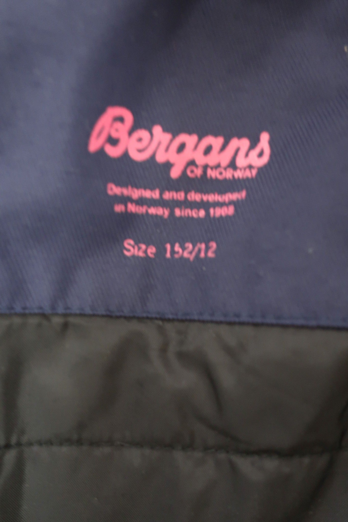 BERGANS vaikiška pašildinta striukė/parka 152 ūgiui