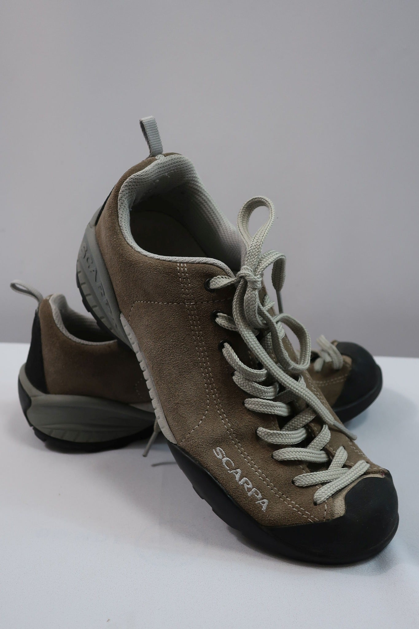 SCARPA laisvalaikio batai 38 dydis
