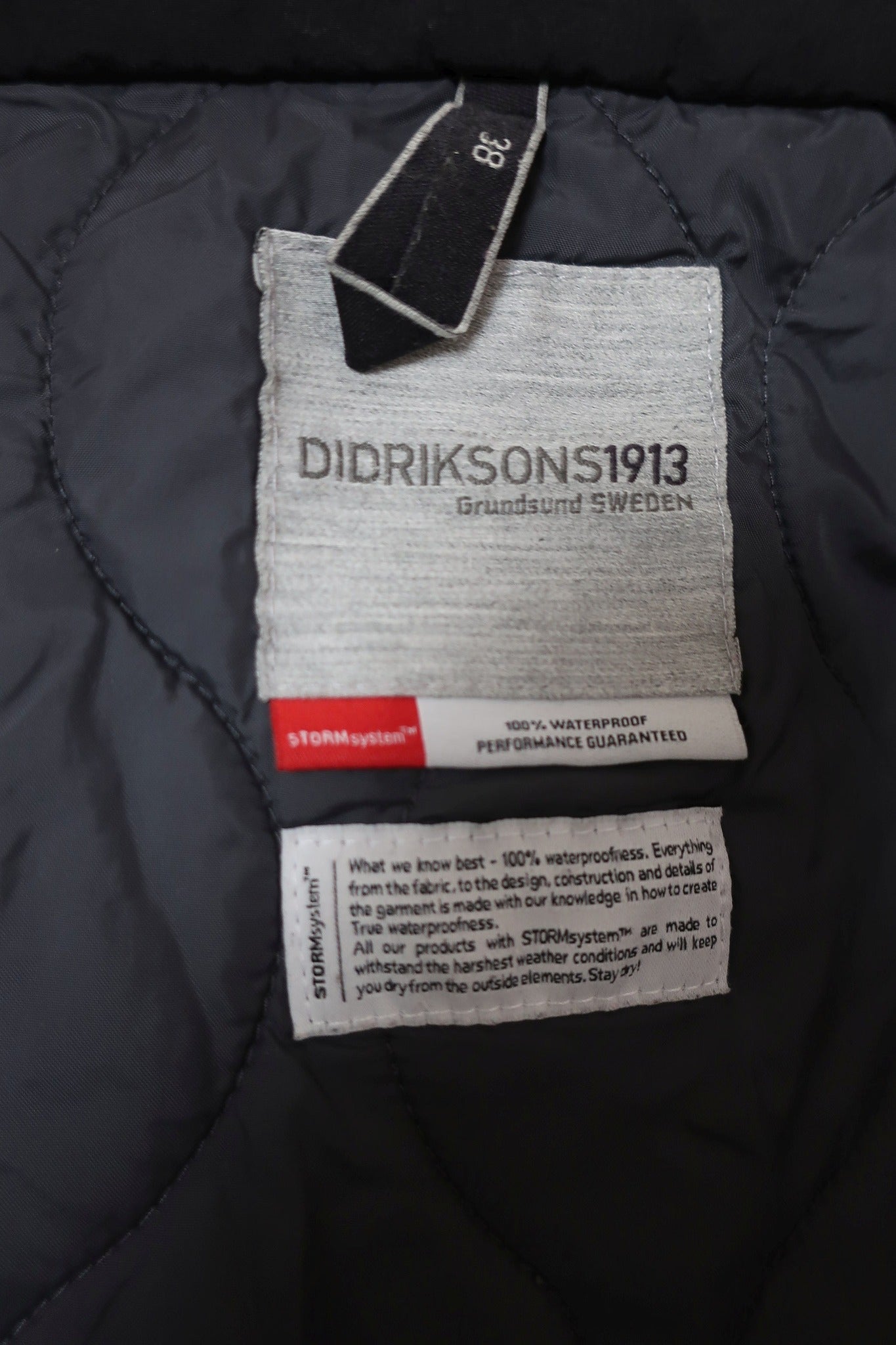 DIDRIKSONS moteriškas puspaltis/parka 36/38 dydis