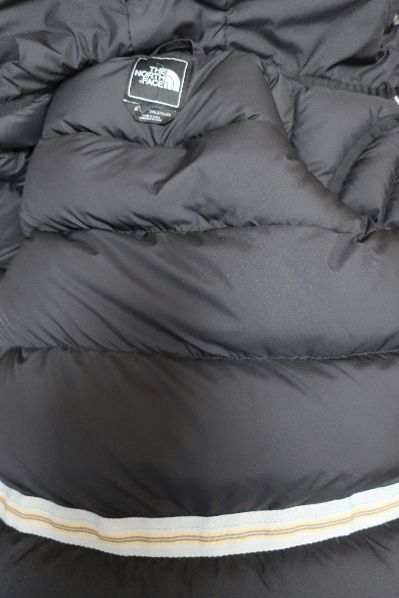 THE NORTH FACE pūkinė striukė 152/158 ūgiui