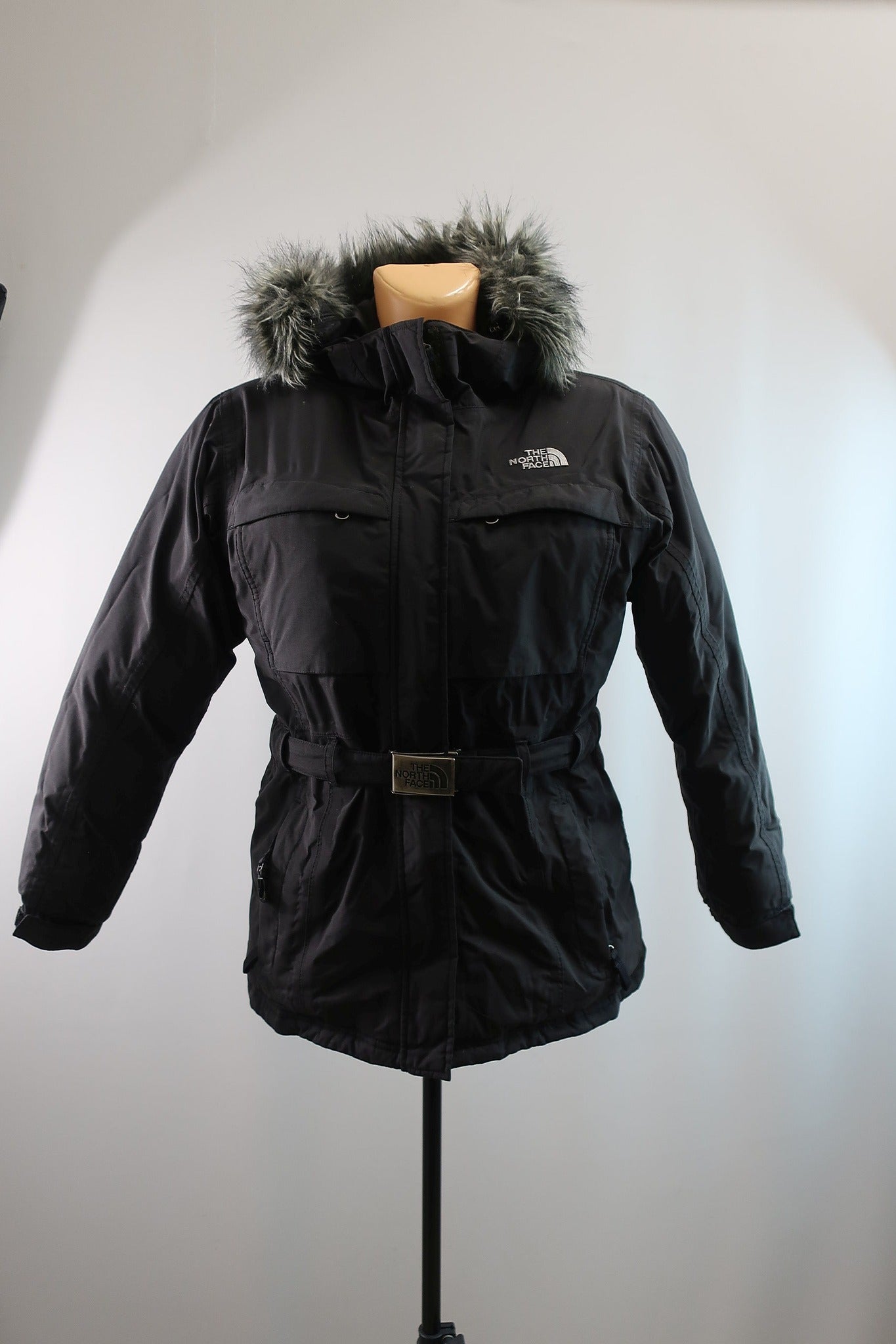 THE NORTH FACE pūkinė striukė 152/158 ūgiui