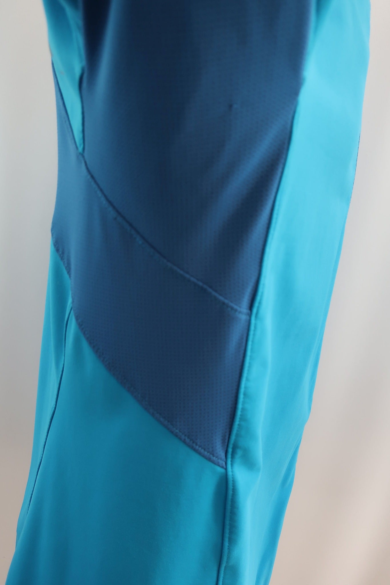 PEAK PERFORMANCE vyriškas šiltukas L dydis