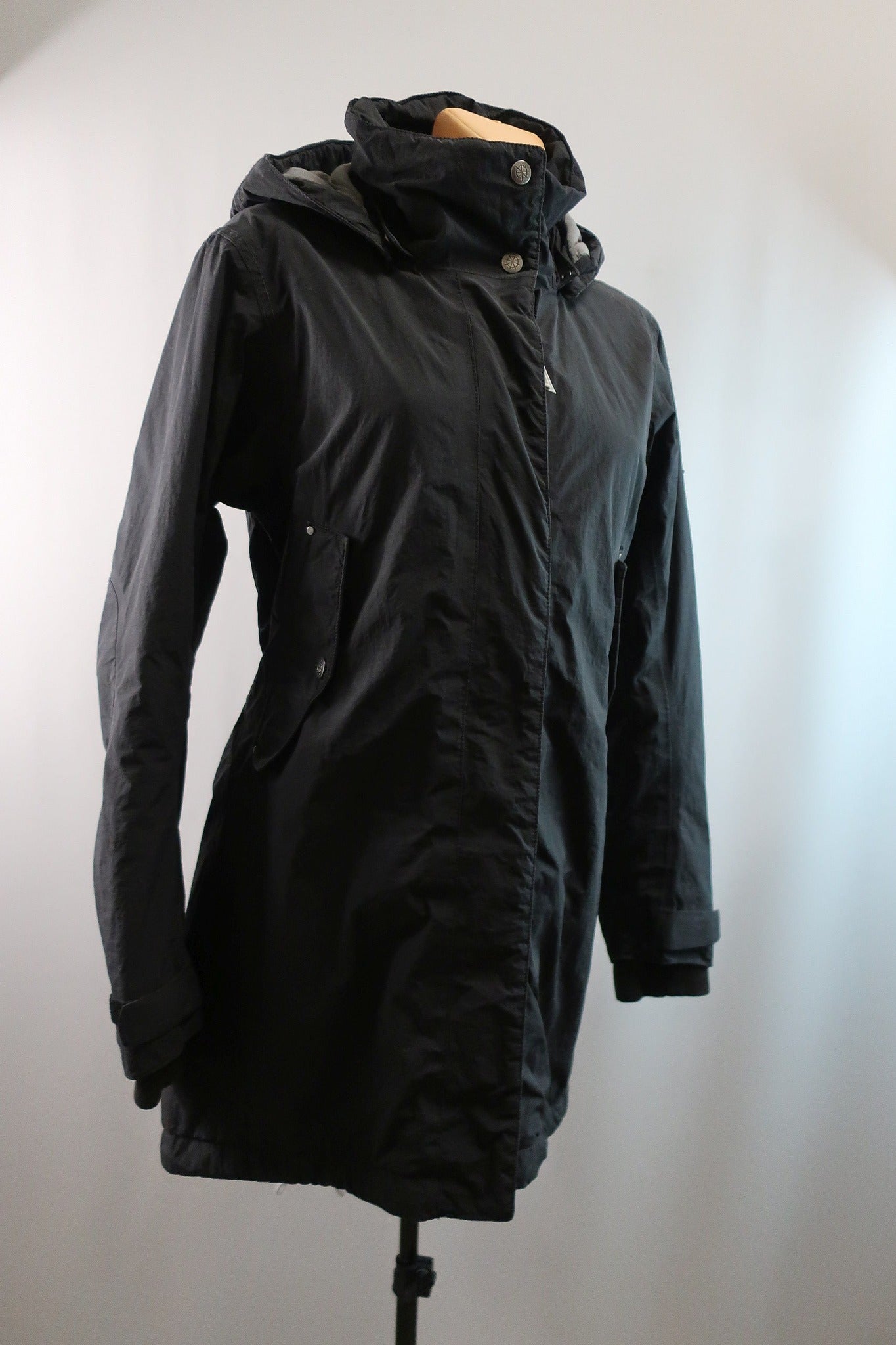 DIDRIKSONS moteriškas puspaltis/parka 36/38 dydis