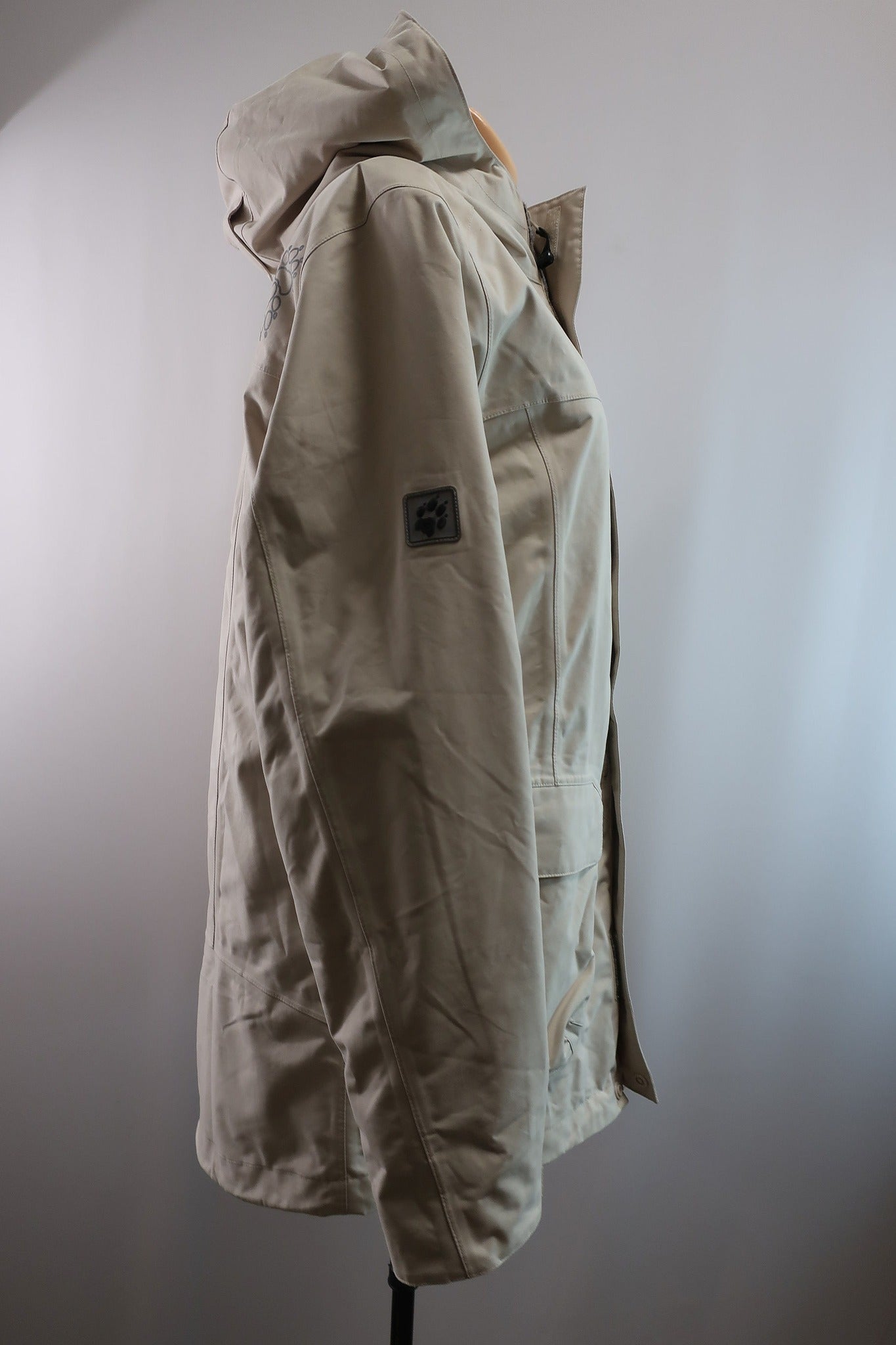 JACK WOLFSKIN moteriška striukė M dydis