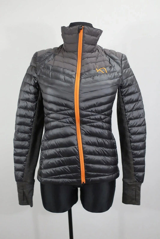 KARITRAA moteriška lengva pūkinė striukė/šiltukas S dydis