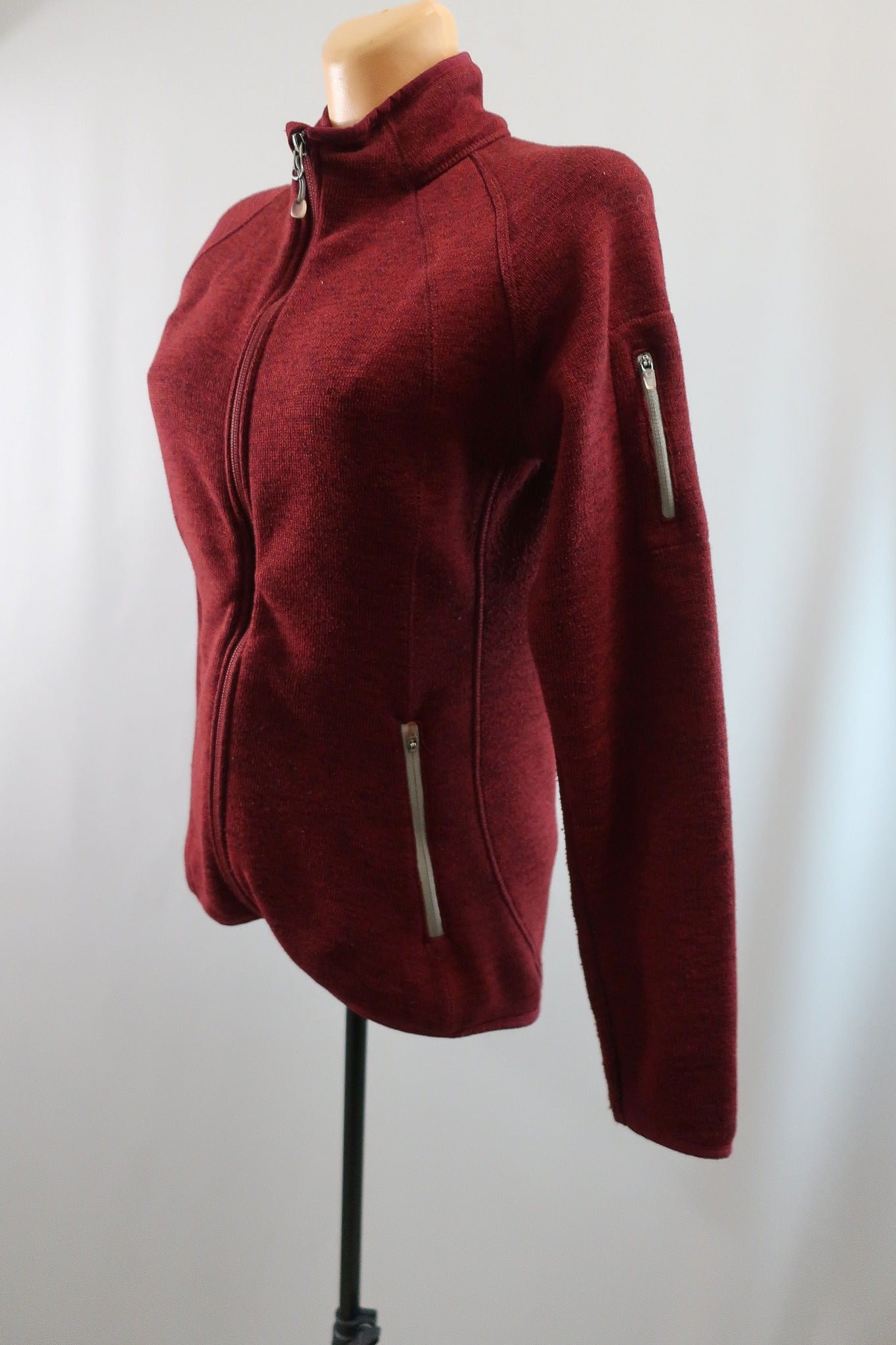 EDDIE BAUER moteriškas šiltukas S/M dydis