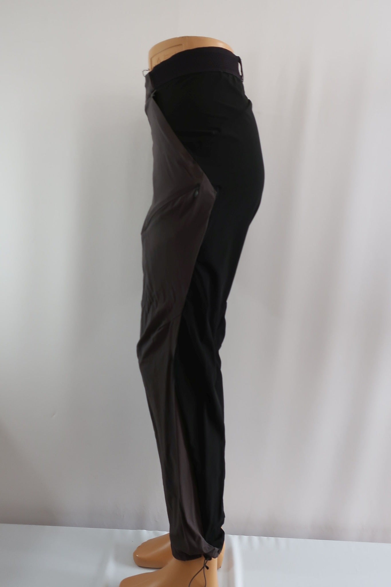 QUECHUA vyriškos laisvalaikio, trekingo kelnės L/XL dydis