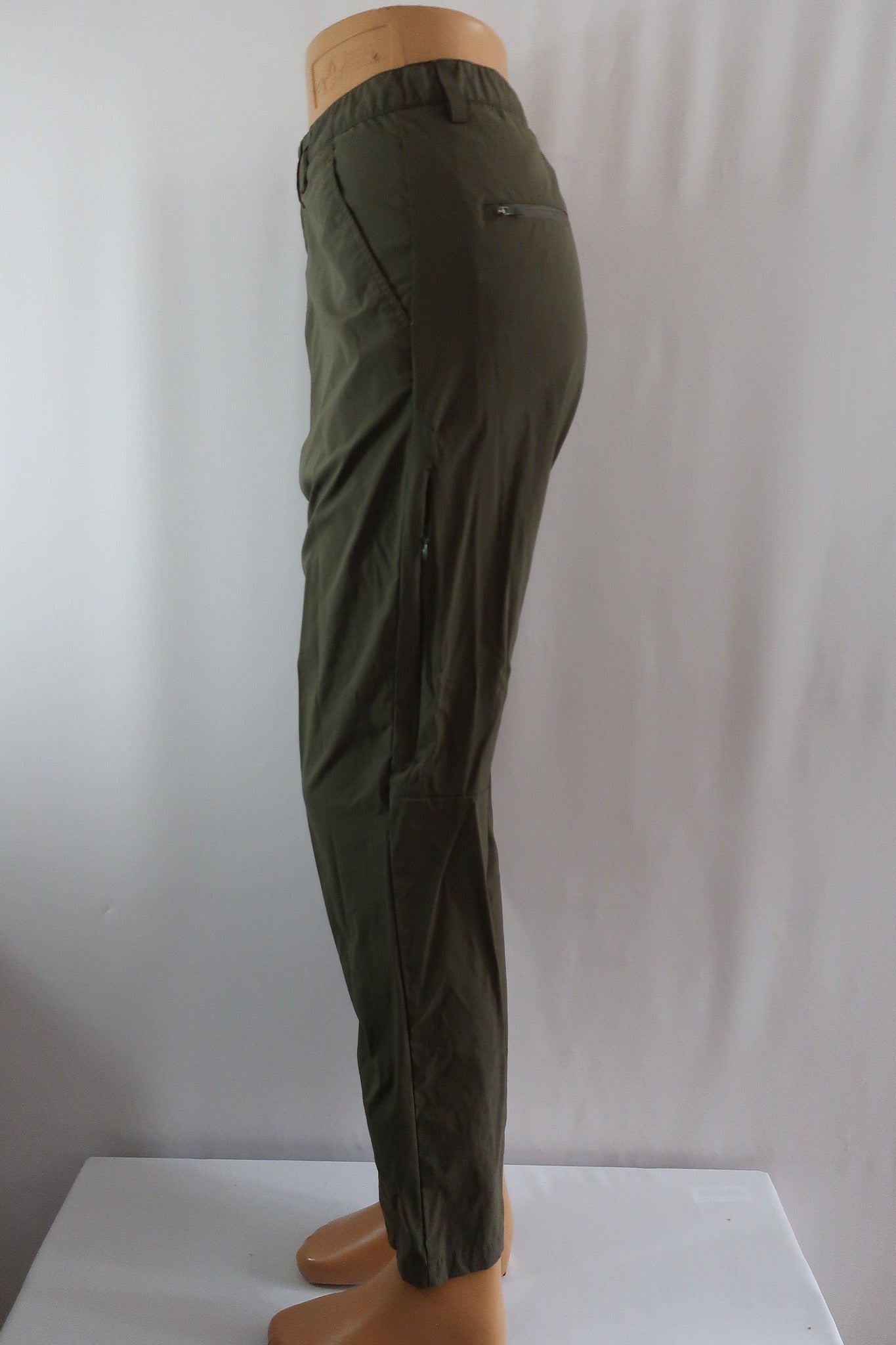 PEAK PERFORMANCE vyriškos laisvalaikio, trekingo kelnės M dydis