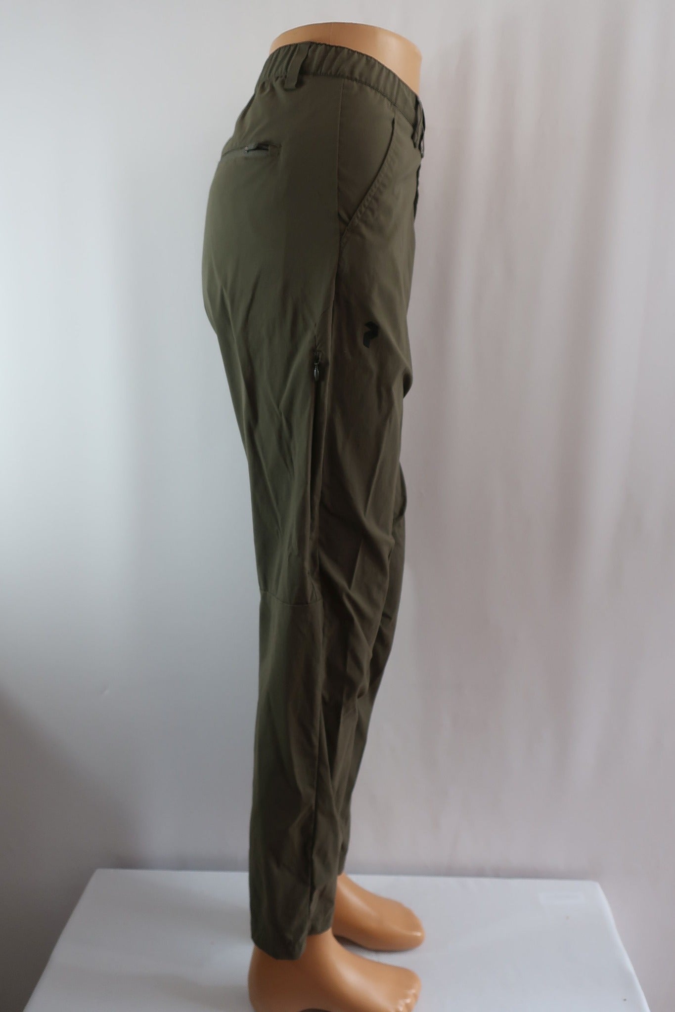 PEAK PERFORMANCE vyriškos laisvalaikio, trekingo kelnės M dydis