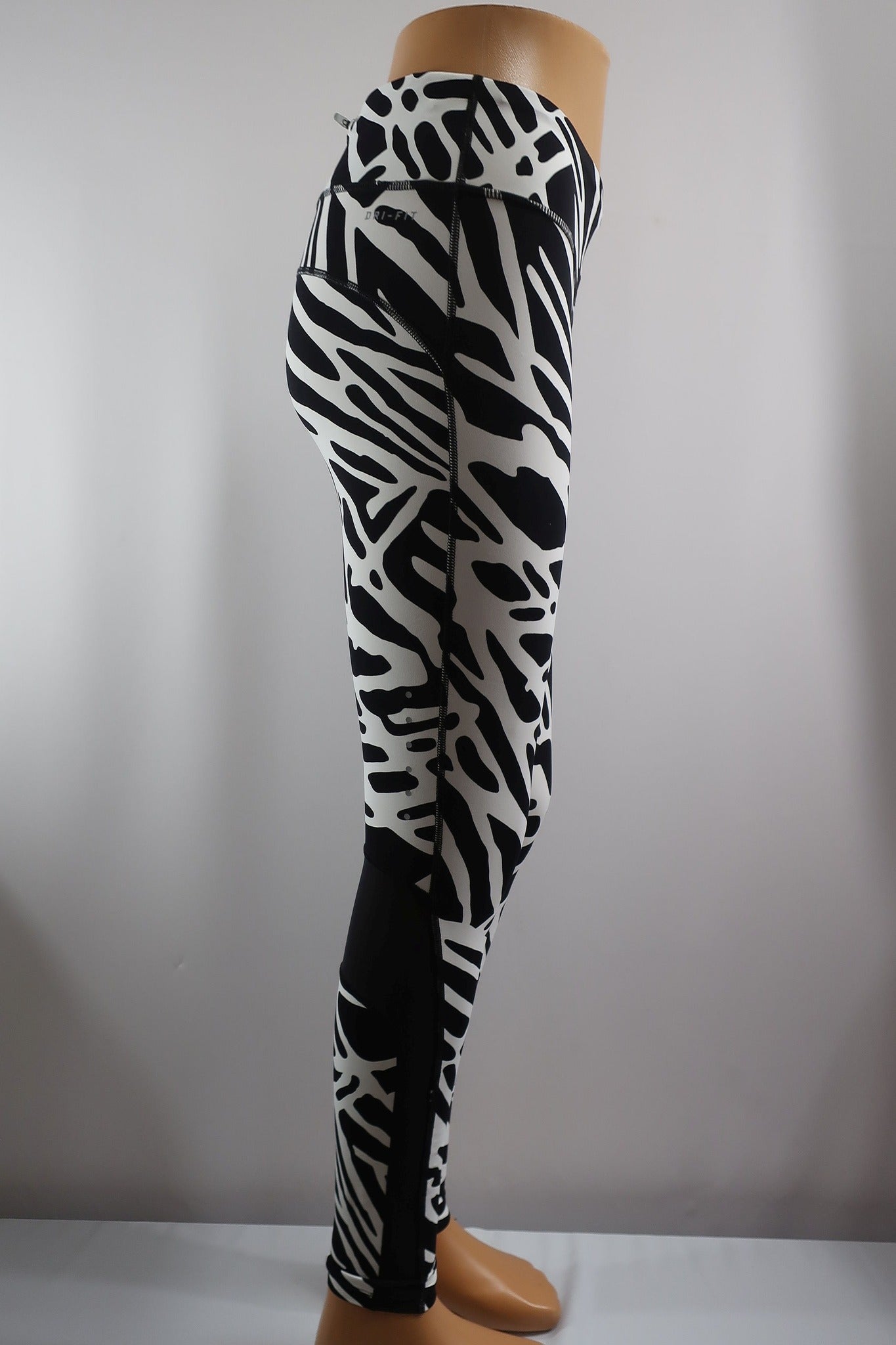 NIKE moteriškos sportinės tamprės XS dydis